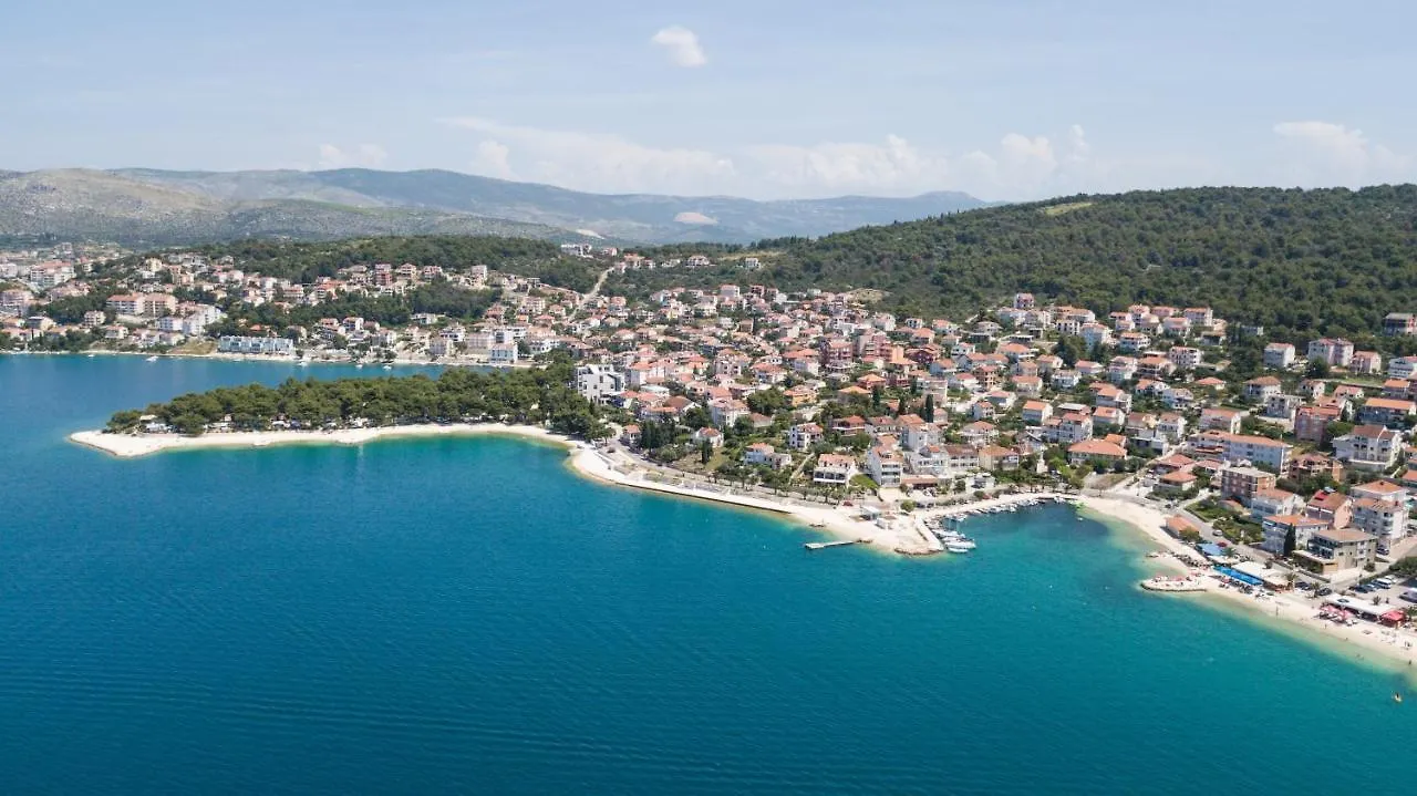 Apartments With A Parking Space Okrug Gornji, Ciovo - 21440 Trogir