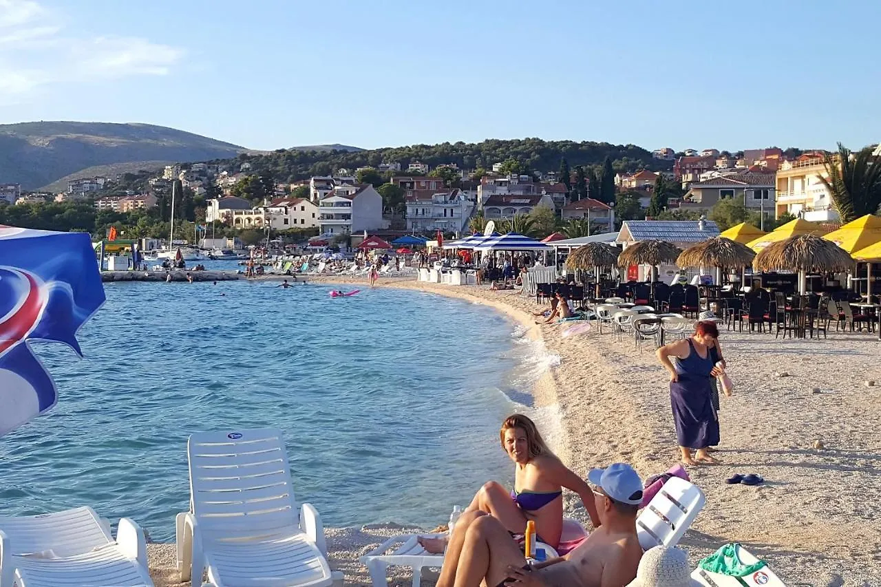 Apartments With A Parking Space Okrug Gornji, Ciovo - 21440 Trogir